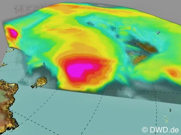 NinJo 3D volumetric visualisation of a weather model field above a map